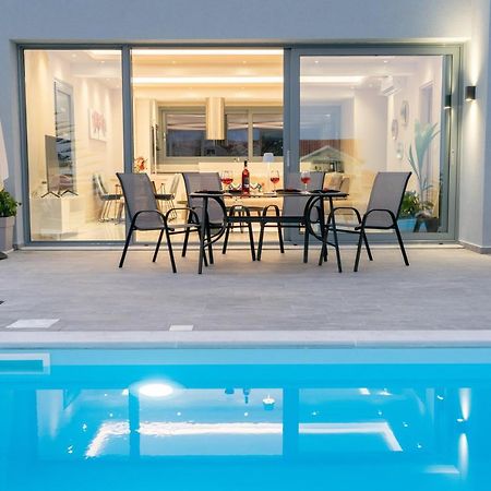 Villa Laide Karavados ภายนอก รูปภาพ