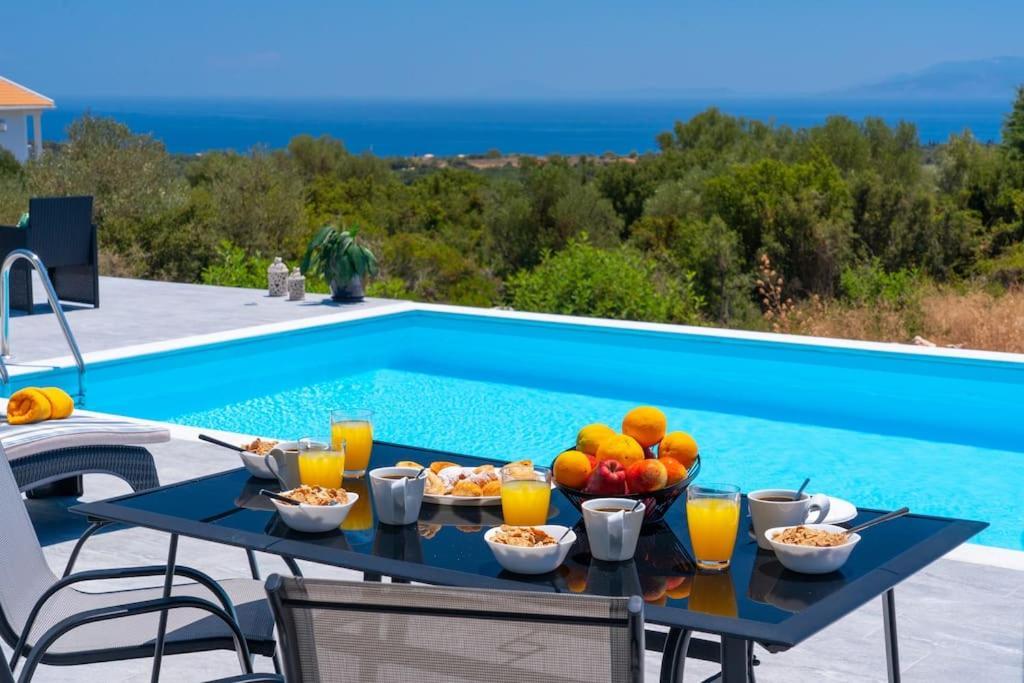 Villa Laide Karavados ภายนอก รูปภาพ